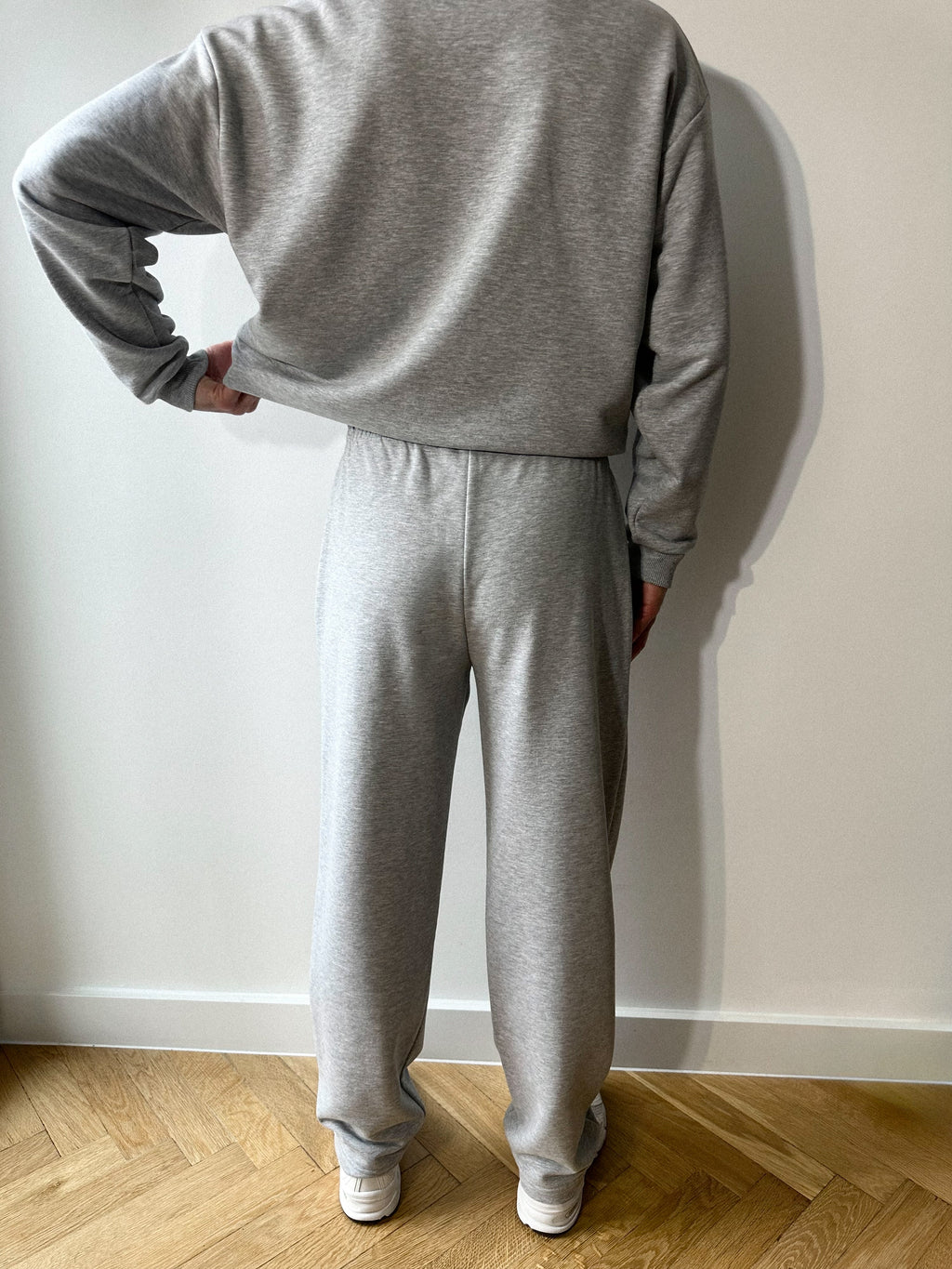 SWEATSHIRT BULGE · GREY